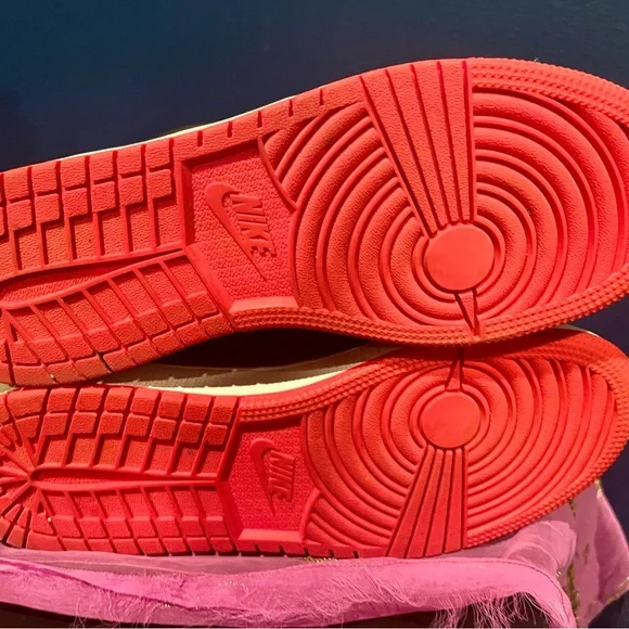 Nike Air Jordan 1 Flight 5 pink detail size 7.5Y - Picture 3 of 5